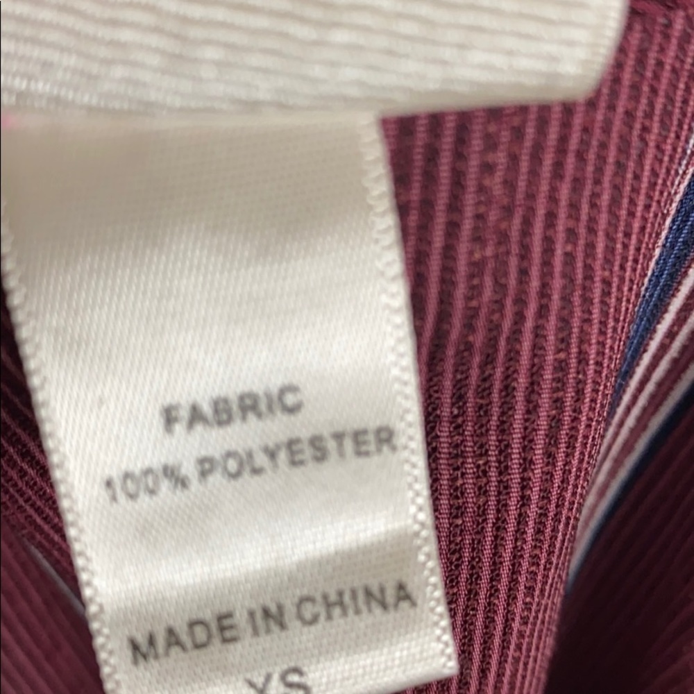 𝅺DAY trip mock wrap tank - Picture 6 of 8